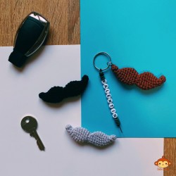 Porte-Clés Personnalisé - Ma Petite Moustache au Crochet